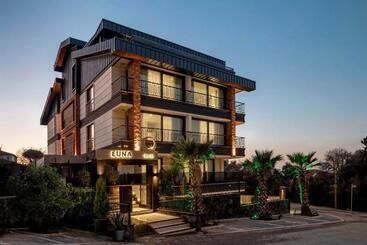 Hotel Luna Residence