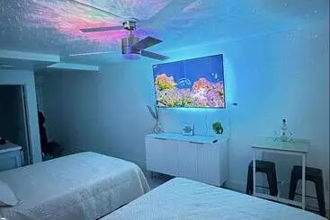 アパートホテル Ocean Front Condo On The Beach