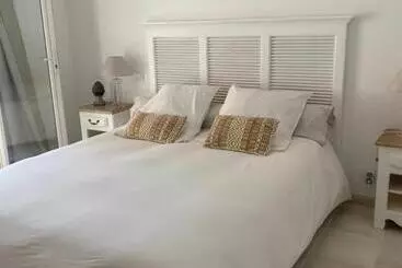 Bed and Breakfast Suite Dans Un Petit Paradis