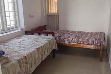 Hôtel Beach Vibe Hostel