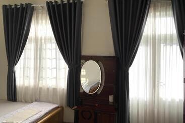 هتل Khách Sạn Ngọc Hồi 2