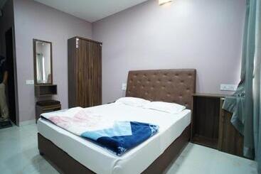 Szálloda Aarti Celebration