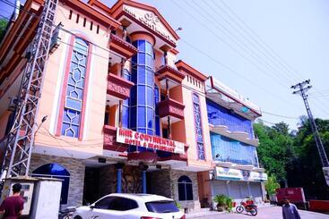 Mir Continental Hotel & Restaurant