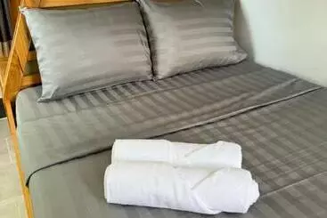 تختخواب و صبحانه Bưng Riềng Garden