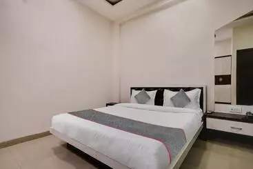 Hotel Super Townhouse Prime Stay