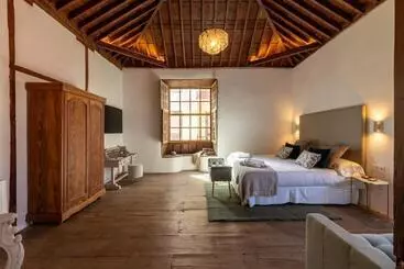 Hotelli Emblemático La Casa De La Camelia