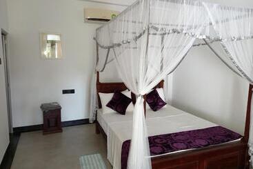 Pensió The Mango House Ahangama