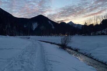 تختخواب و صبحانه Rooms Kočna