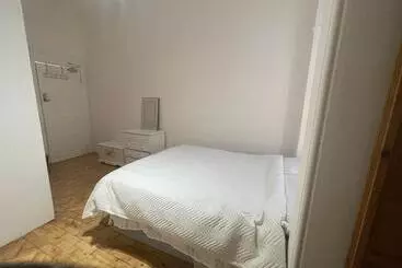 Bed and Breakfast Room With Shared Bathroom And Kitchen