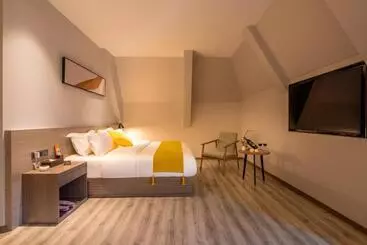 Hotelli Luzhou Baian Smart