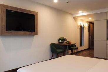 New Boulevard Apartments Batumi S