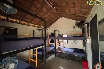 Revibe Beach Hostel Gokarna