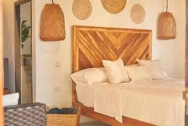 ホテル Mangata Beach