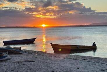 Отель Ramena Beach