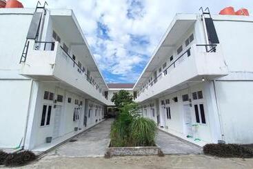 Отель Spot On 93431 Pondok Sugie Syariah