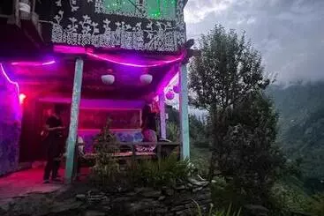 Pension Shivadelic Cafe And Stay