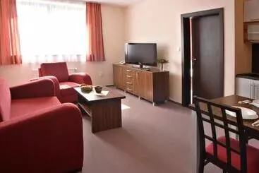 Hotel Apartmanovy Dom Familia Smokovec
