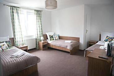 Hotelli Garden Zajazd