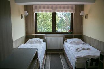 בית מלון כפרי Korona