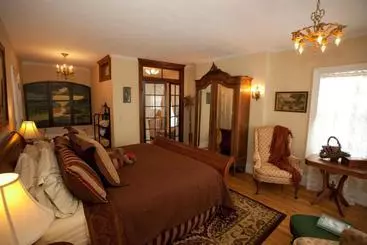 Hotelli Westphal Mansion Inn Bed & Breakfast