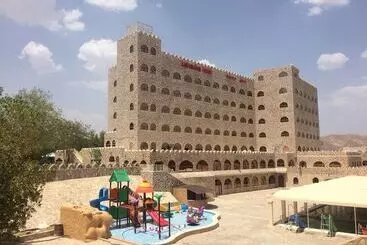 Mahadha Hotel