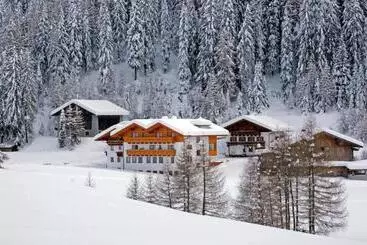 Hotelli Gasthof Pension Innerhütt