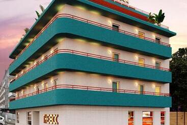 The Boc Hostels Beach