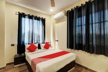 هتل Oyo Flagship Royal Guest House