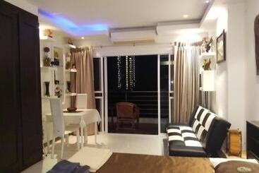 ホテル Apartments Sea View Wongamat Privacy Condo