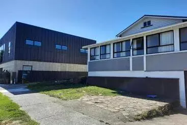 ペンション Central Holiday Home