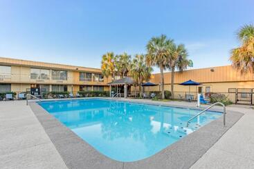호스텔 Quality Inn Slidell I 10