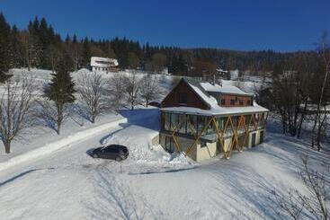 Majatalo Four Seasons In Benecko