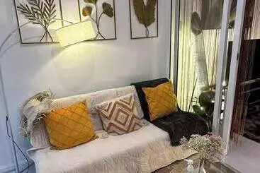 アパートホテル Happy Staycation In Azure Urban Resort Spacious Family Room Near Sm Bicutan And Manila Airport