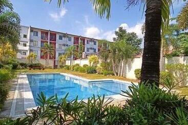 هتل آپارتمان Deca Homes Hampton