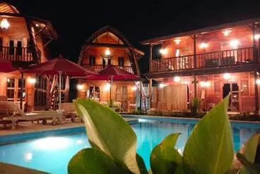 Kurort  Melasti Mountain Villa, Amed Bali   Agung Room 3