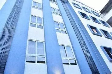 Hotel Grand Meridian Near Airpor