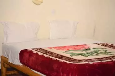 Hotel Ruhondo Beach Resort