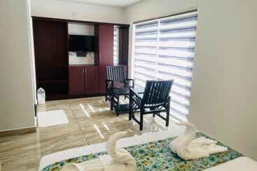 Hotel Skylark Holidays Premium