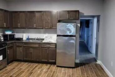 פנסיון Pomona Rm#3, 1st Floor Near Ewr Airport/nyc/ny