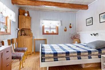 Pensionat Vintage Cottage In Harads