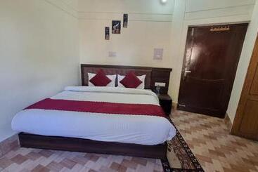 בית מלון כפרי Star Wood