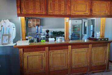 Verónica Lawn Tennis Hotel & Resto