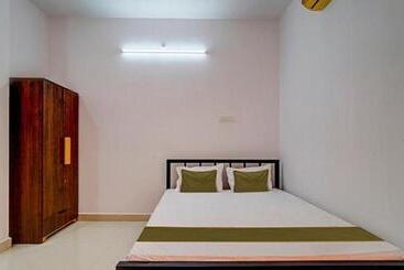 Hotel Fabexpress Vinayak Residency