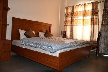 Hotell Rameshwarm Resort