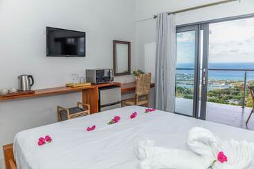 هتل Hammock Suites