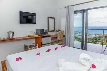 هتل Hammock Suites