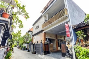 פנסיון Antara Sunset Road