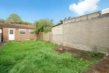 Majatalo Pitshanger Hububb Stay