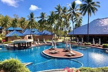 Апарт-отель Sundancer Residences & Villas Lombok