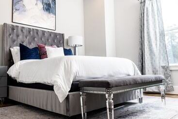 פנסיון Houston Lux Townhome